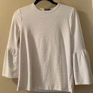 J. McLaughlin bell sleeve stretchy top